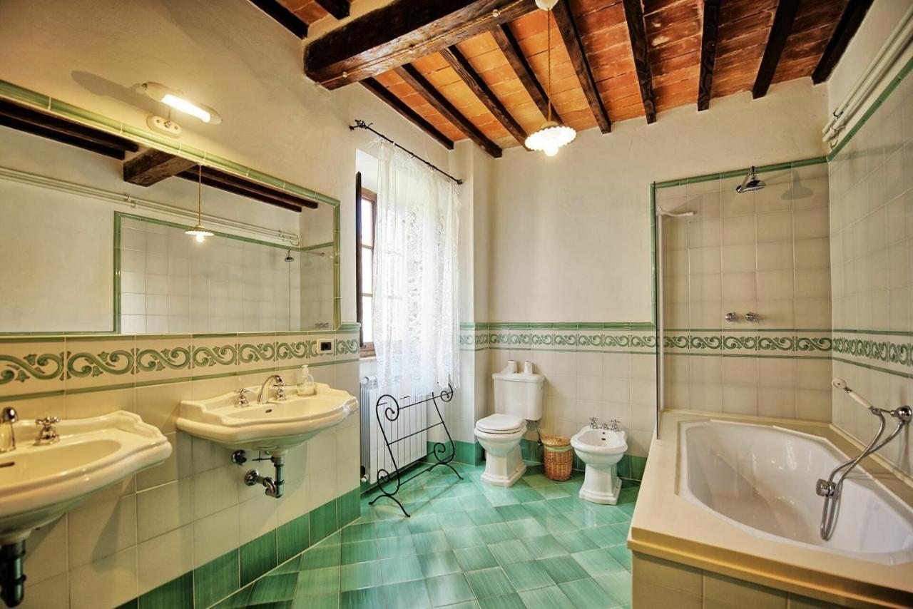 Villa Capolona By Posarellivillas Calbenzano Exteriör bild