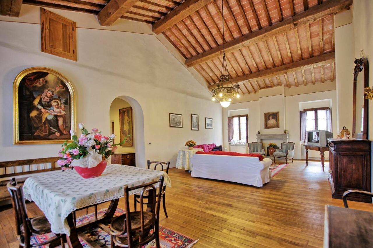 Villa Capolona By Posarellivillas Calbenzano Exteriör bild
