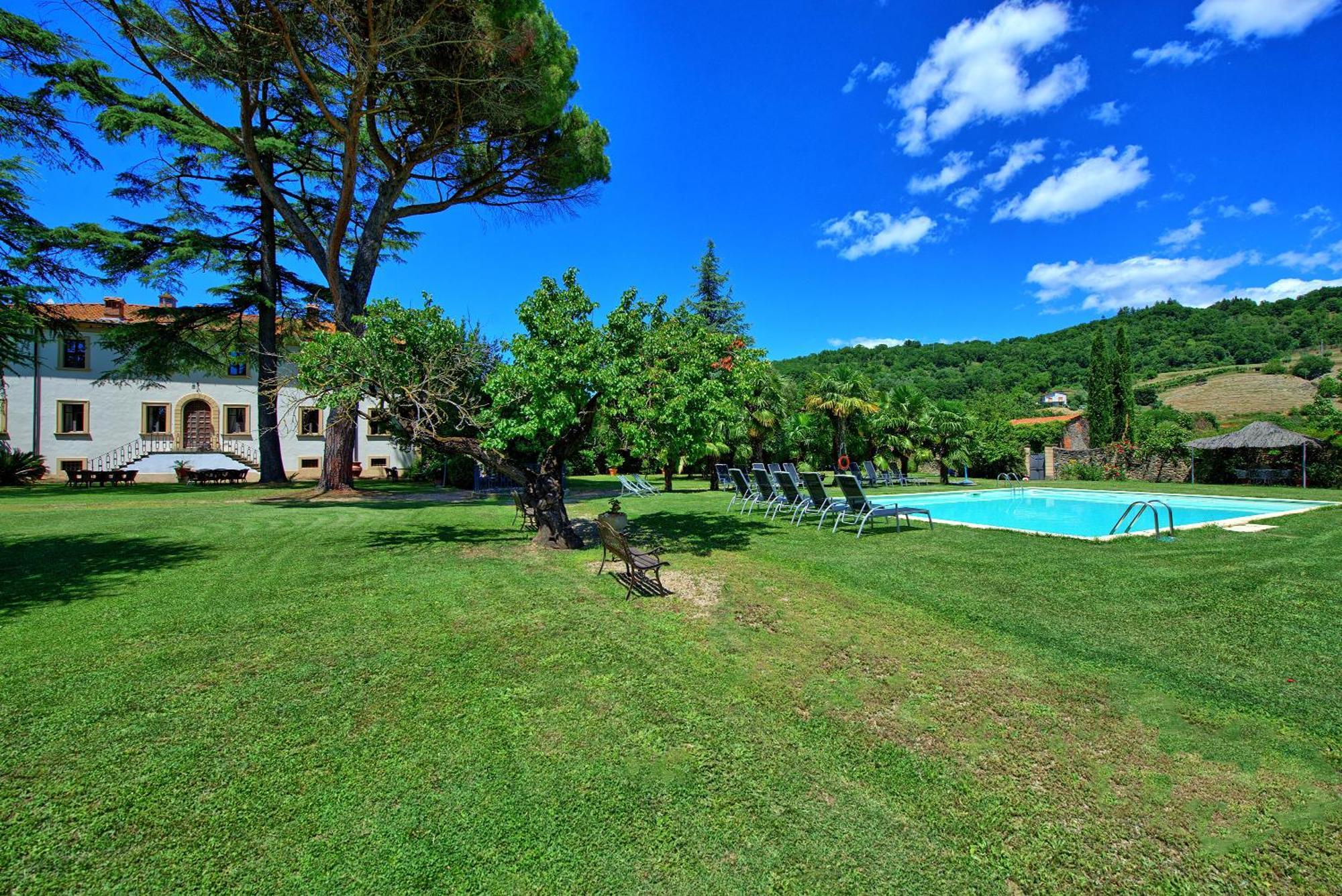 Villa Capolona By Posarellivillas Calbenzano Exteriör bild